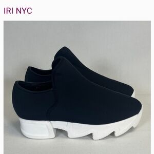 iRi WES I Low Top  Black & White NYC Designer Streetwear Size 37 (‎ Womens 6.5)